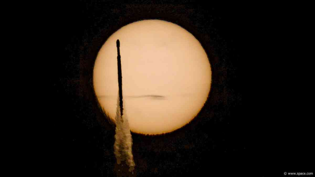 Liftoff! NASA's Roman Space Telescope soars to the stars on a SpaceX Falcon Heavy rocket in spectacular launch (video)