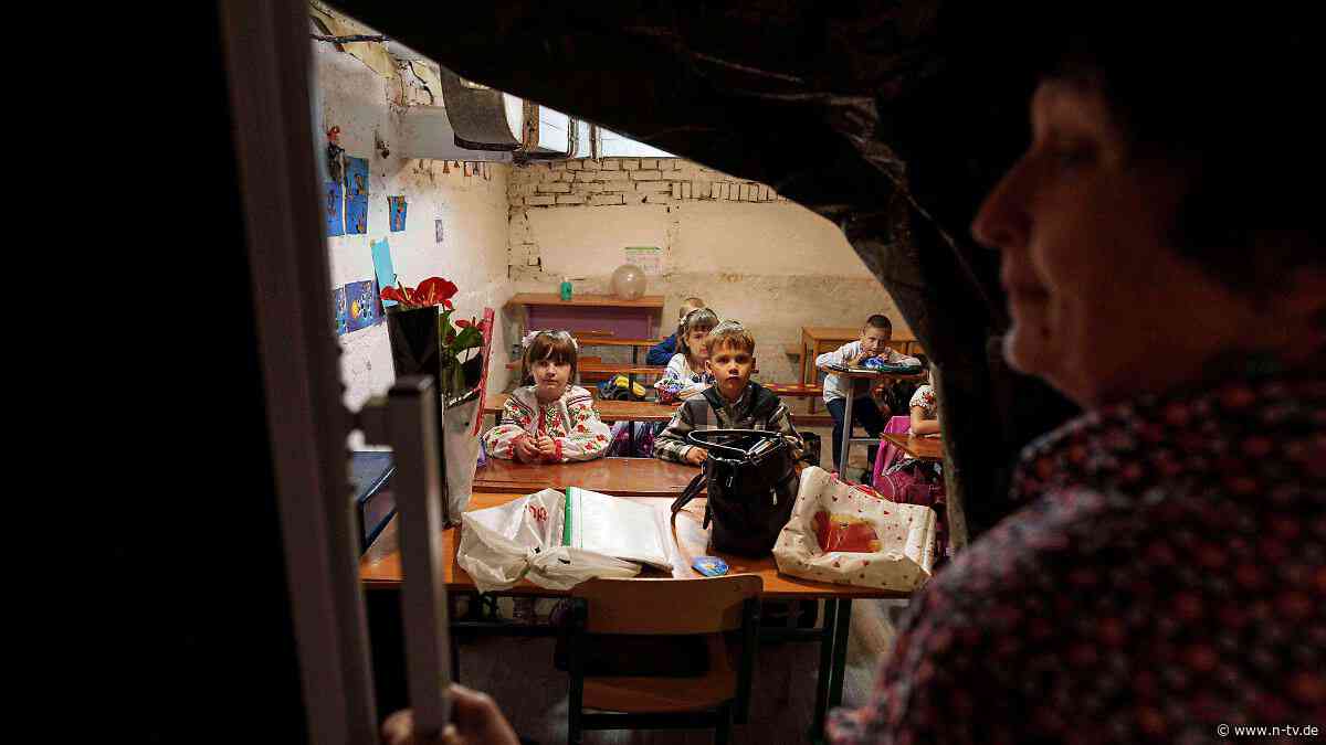 Unterricht unter Beschuss: Wie Kiew sich auf das neue Schuljahr vorbereitet