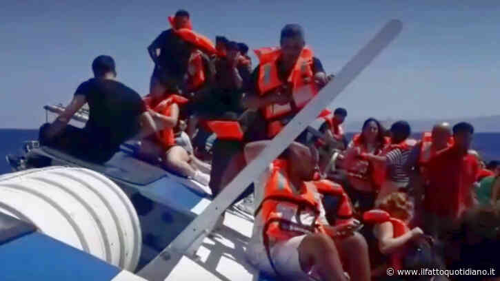 Naufragio a Cipro, si ribalta traghetto con 267 persone: 7 morti e 23 dispersi. “Comandante supplicato di tornare indietro”