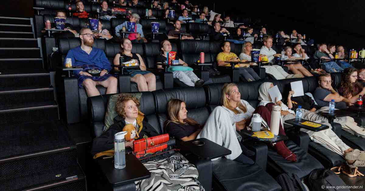 Rode oogjes en bleke wangen na 24 uur: dit doet acht Harry Potter-films achter elkaar kijken met je