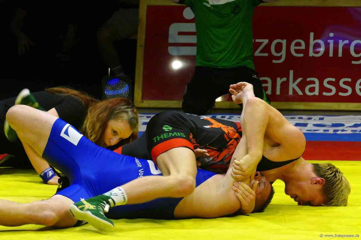 Ein Berliner schleudert Thalheims Regionalliga-Ringer zum ersten Saisonsieg