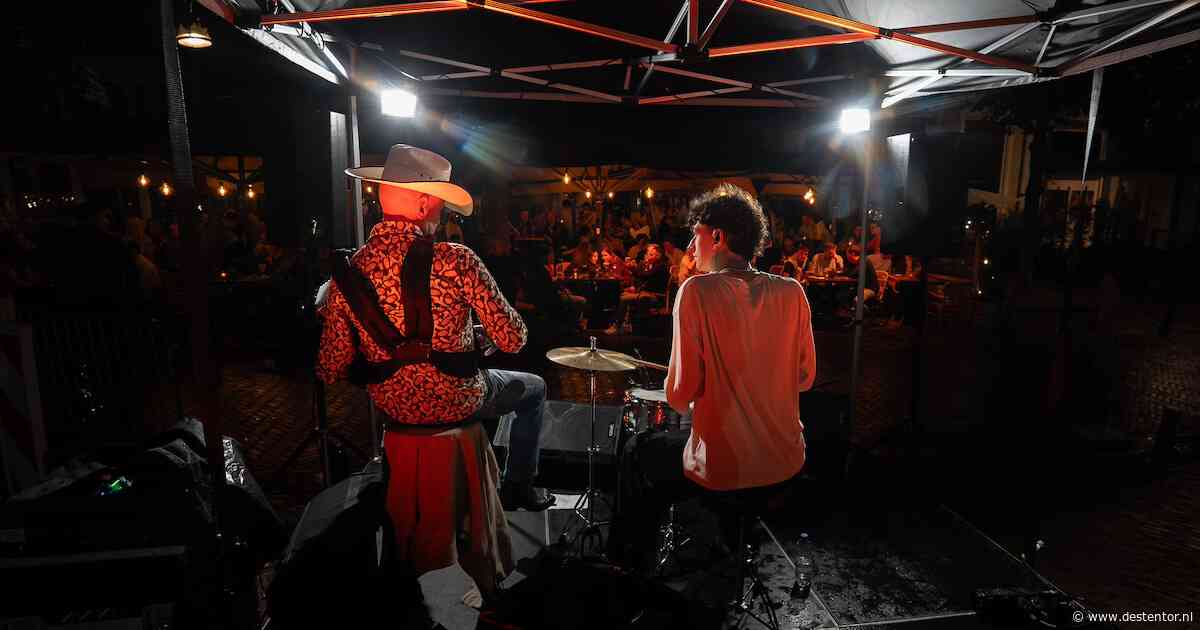 In beeld: Tour de Terras in Deventer