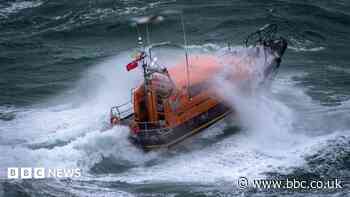 Two missing as French fishing boat sinks in Channel