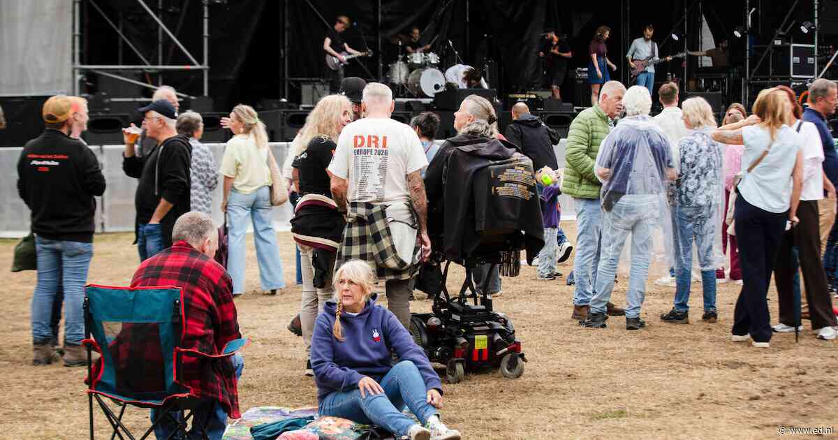 Ploegfestival Bergeijk iets minder druk door tegenvallend weer, maar de sfeer is opperbest