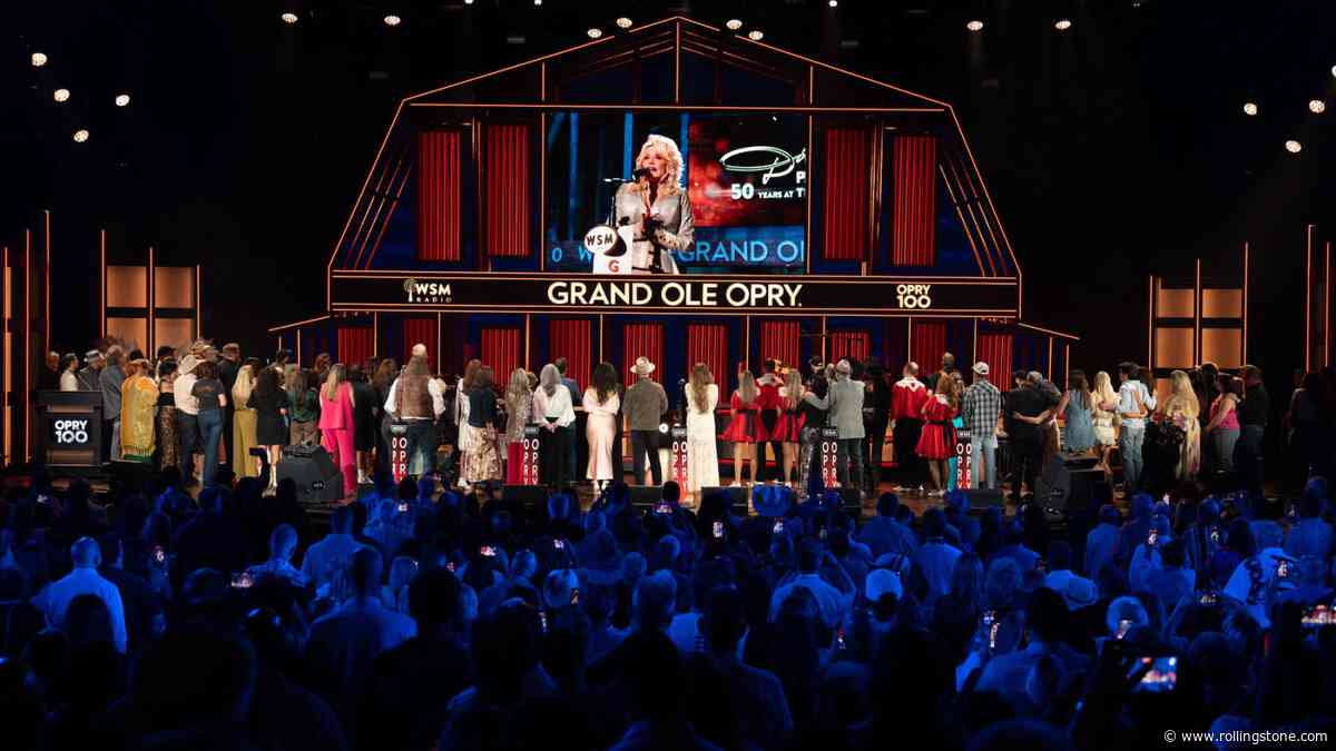 See Grand Ole Opry Dedicate Entire Performance to Dolly Parton’s Music