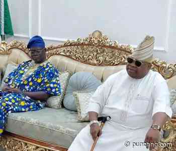 APC secretary visits Adeleke, congratulates him on re-election