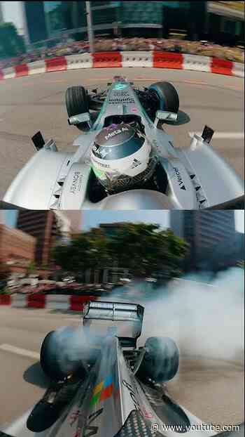 Fred. Orchard Road, Singapore. A screaming V8. What more could you want! 😤 #mercedesf1 #fredvesti