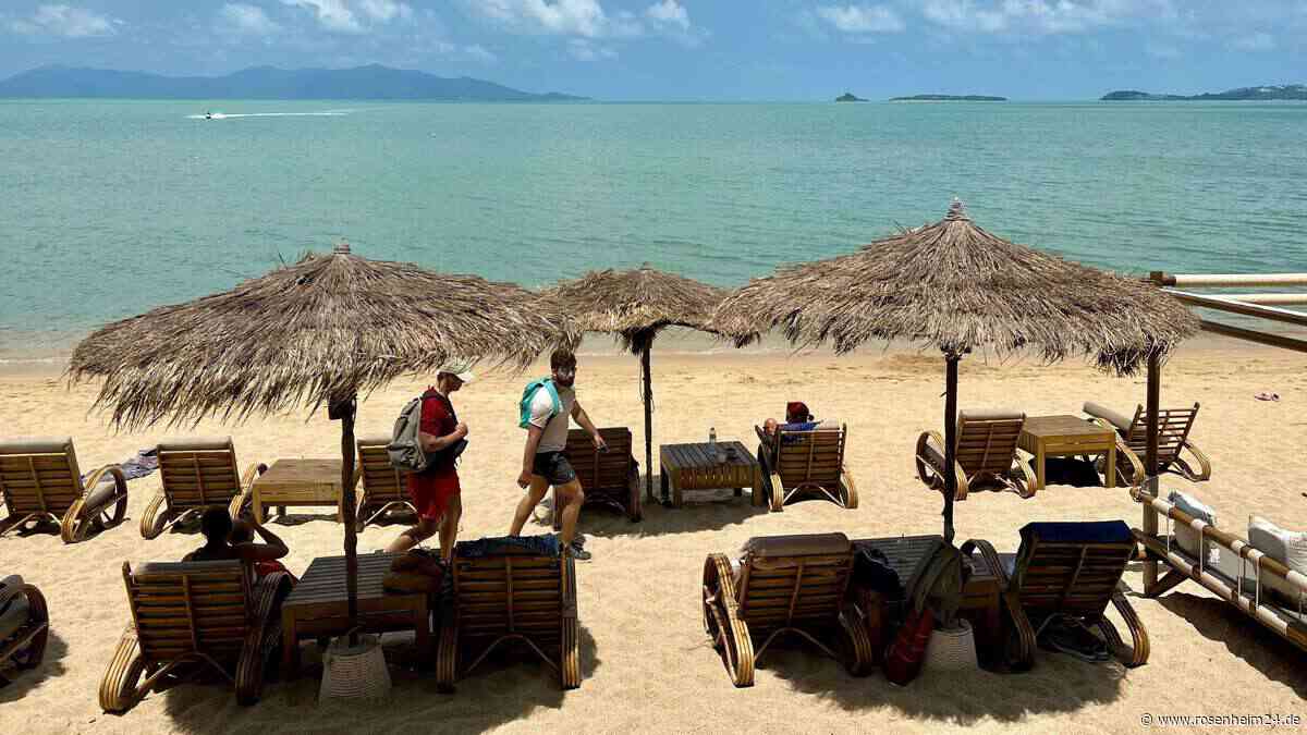 Streit um Strandplatz eskaliert: Mitarbeiter (17) erschlägt Frau (†27) mit Sonnenschirm
