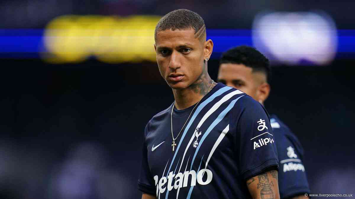 Richarlison teases Everton transfer after Roberto De Zerbi’s Tottenham statement