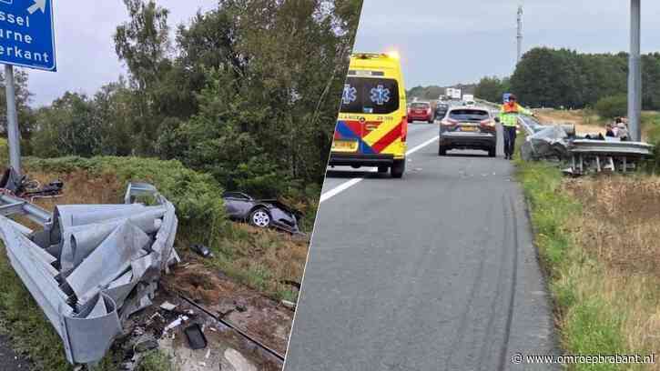 Vangrail redt gezin bij harde crash op A67: 'Engeltjes op hun schouders'
