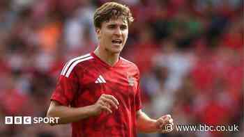 Charlton sign Forest defender Bindon on loan