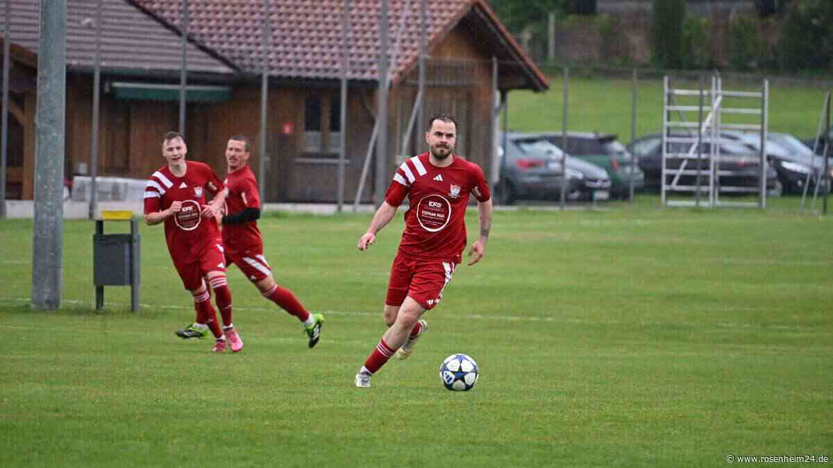 Blitzstart reicht Emmering im Absteigerduell gegen Flintsbach – doch ein Haar bleibt in der Suppe