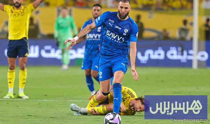 بنزيمة يغادر الهلال ويدرس الاعتزال