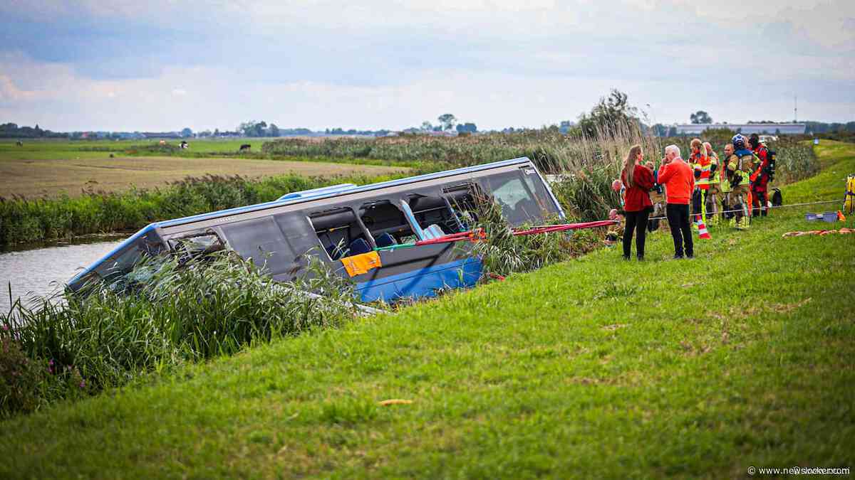 Motorrijder omgekomen na botsing met lijnbus in Friesland