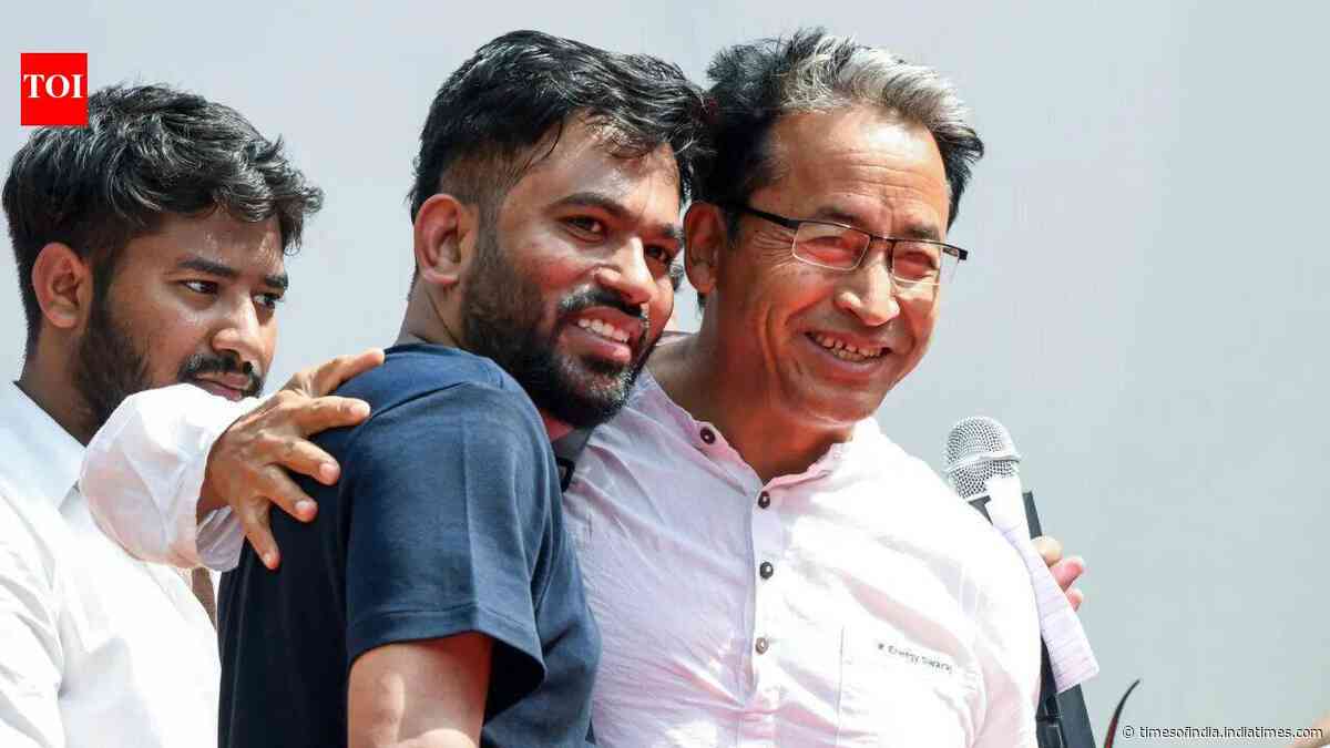 CJP netas not saints... nothing wrong in having political ambitions: Wangchuk