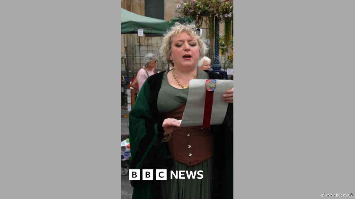 Former boxing MC and kissogram becomes new town crier