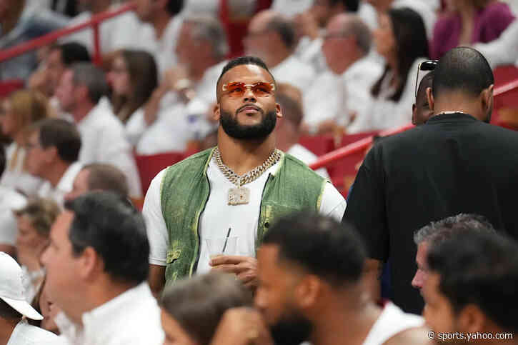 Aaron Donald’s return to Rams is like Michael Jordan and Bulls