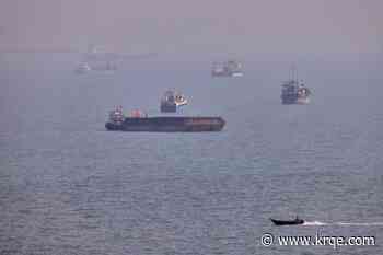 US forces strike Iranian rocket launchers on the Strait of Hormuz