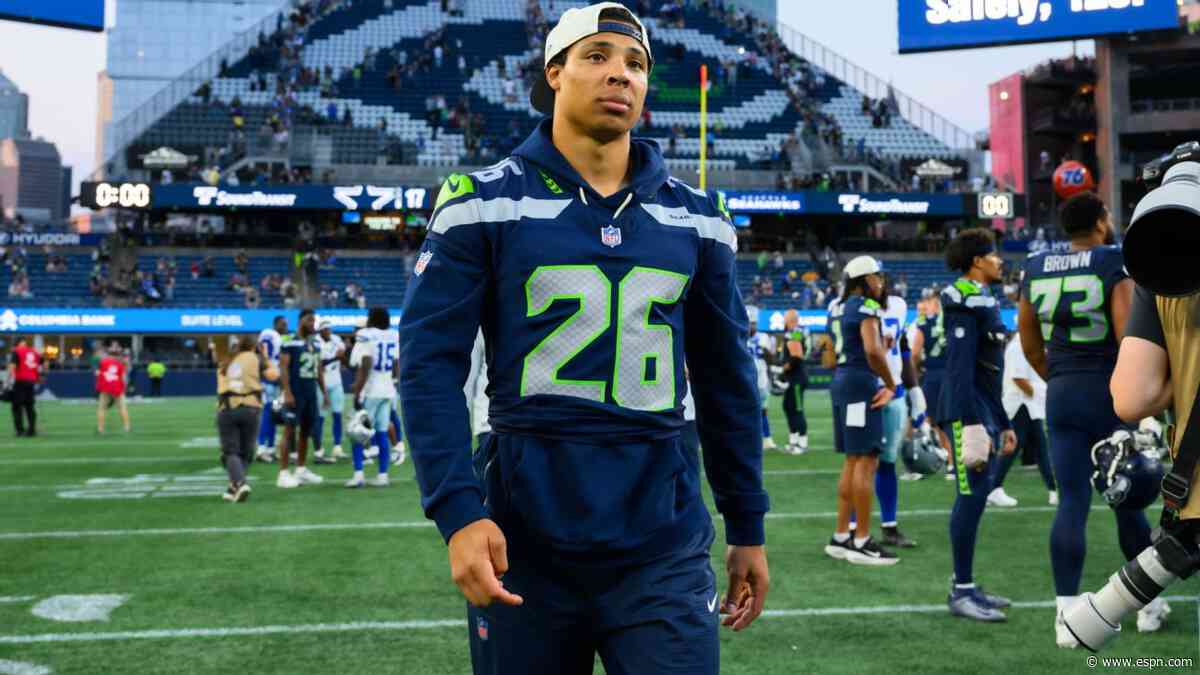 Seahawks RB Charbonnet remains on PUP list