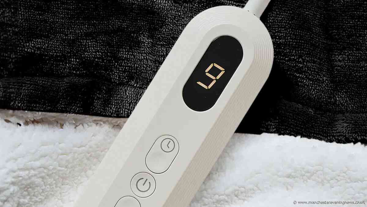 'Luxury' heated bedspread slashed to £26 from £75 costs 3p to run and 'saves me a fortune on heating'