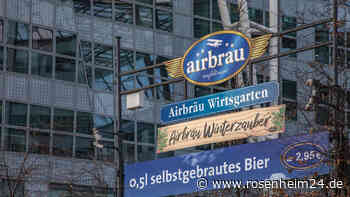 Jubiläum am Flughafen: Brauerei in Oberbayern schenkt Bier für zwei Euro aus