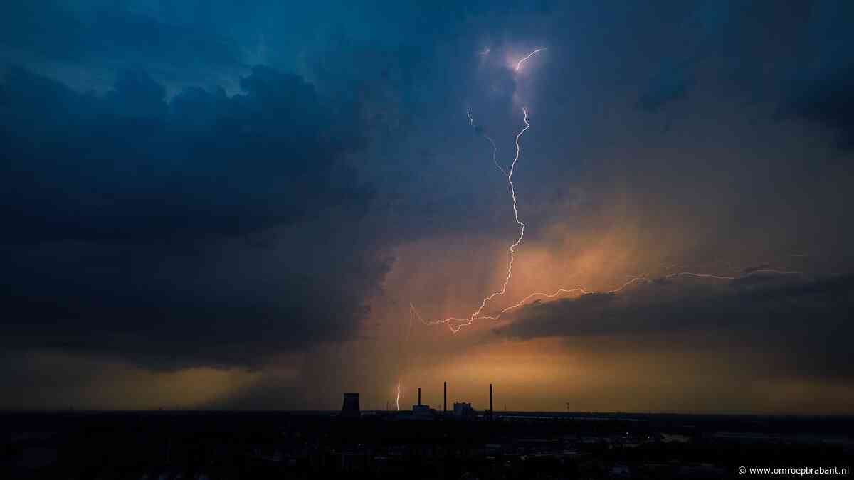 KNMI waarschuwt voor zware onweersbuien maandagmiddag