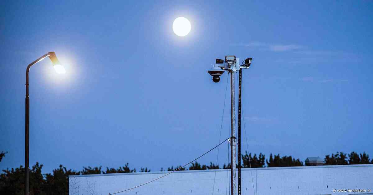 Twee explosies, één camera op de hoek: helpt cameratoezicht echt na geweld?