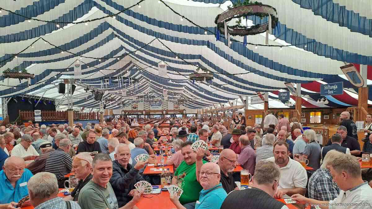 Schafkopfrennen fest in Erdinger Hand