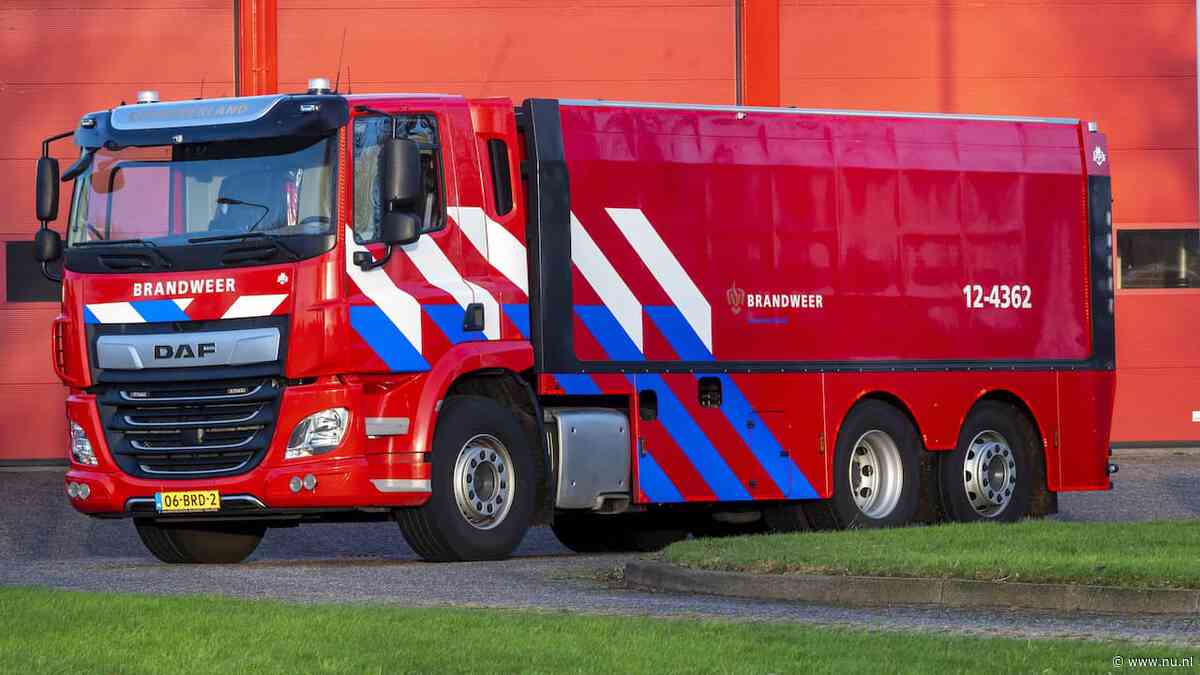 Brand in verdeelstation Meeden is niet te blussen, nog dagen rookoverlast
