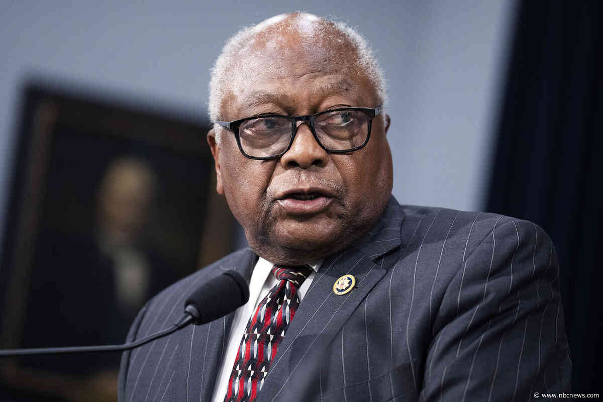 Rep. Jim Clyburn says impeaching Trump shouldn’t be Democrats’ priority if they win back the House