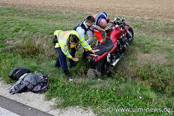 Motorradfahrer überschlägt sich bei Unfall mehrfach und verunglück schwer