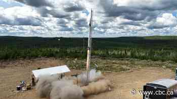 Ontario students launched a rocket 19,354 metres in the air | The Moment