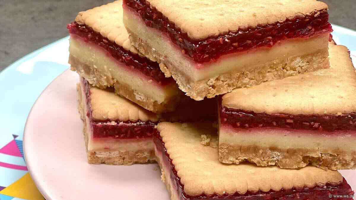 Butterkekskuchen mit Himbeeren und Vanillepudding – ein Blech voller Freude