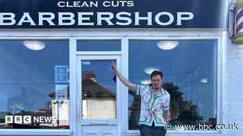 Barber offers free back-to-school haircuts