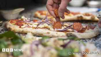 Overcooked? Why robotic pizza makers are failing