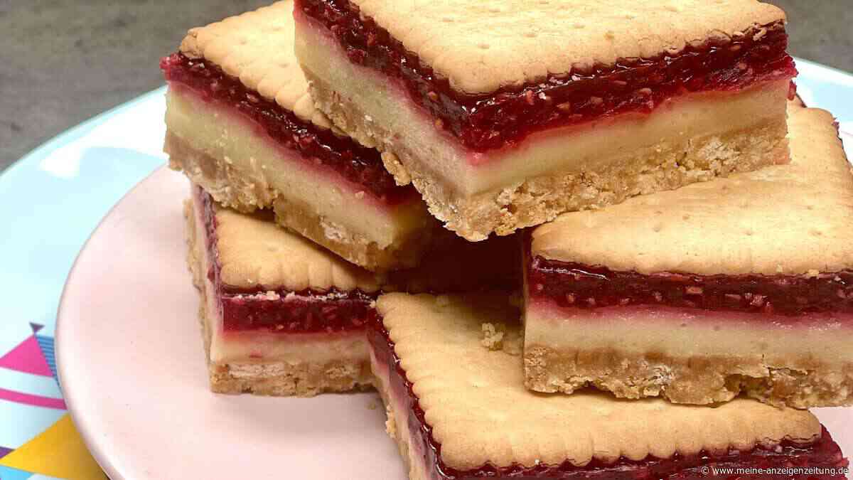 Butterkekskuchen mit Himbeeren und Vanillepudding – ein Blech voller Freude