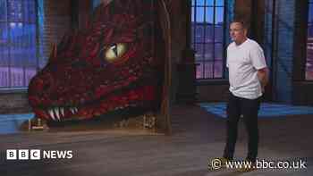 'Dragon' offers street artist advice - and a job