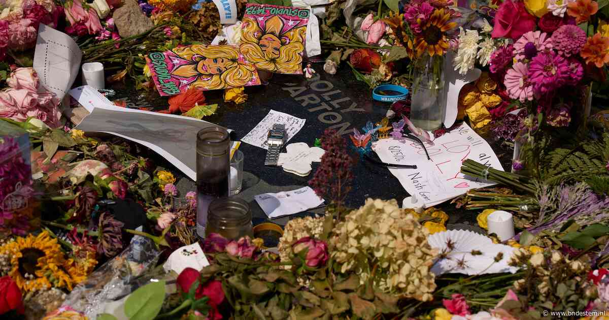 Dolly Parton in besloten kring begraven in Nashville