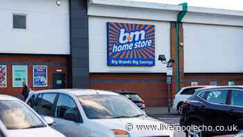 'Homes look hauntingly elegant' with B&M's new £18 glowing accessory