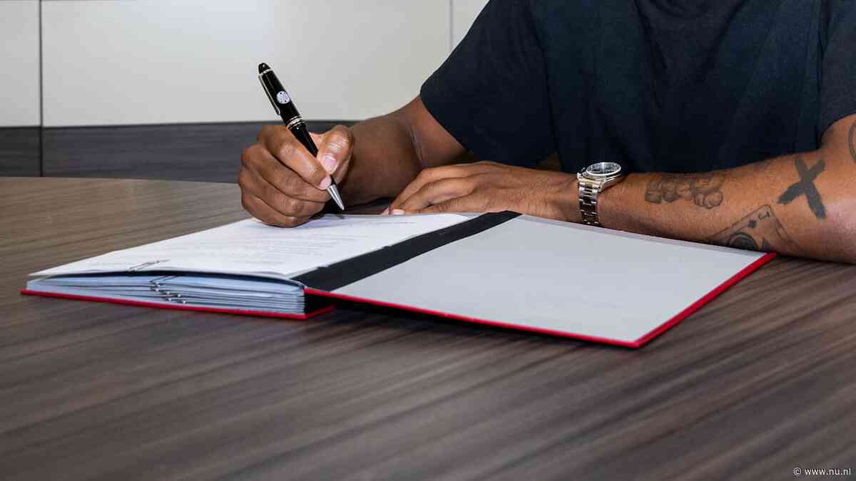 Zo laat sluit de transfermarkt in de toplanden, Nederland later aan de beurt