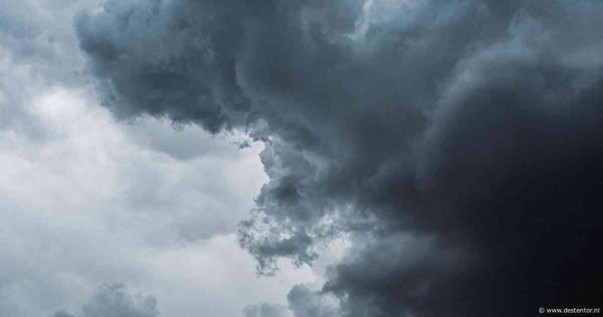 Kans op enkele onweersbuien, tussendoor ruimte voor de zon in Zwartewaterland in de ochtend