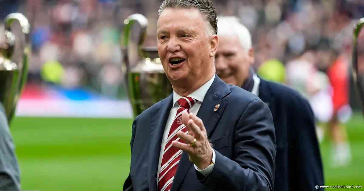 Louis van Gaal op het randje bij signeersessie: "Ik ben geen homo"