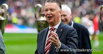 Louis van Gaal op het randje bij signeersessie: "Ik ben geen homo"