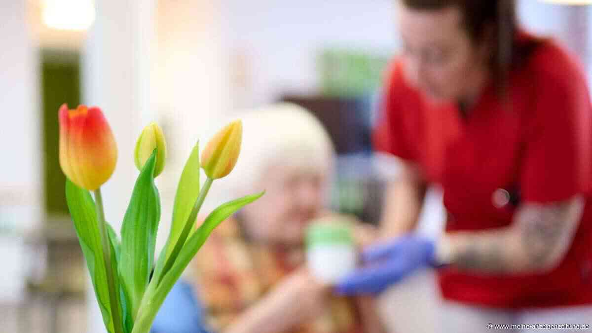 Pflegeversicherung im Minus - „Alarmstufe Rot“