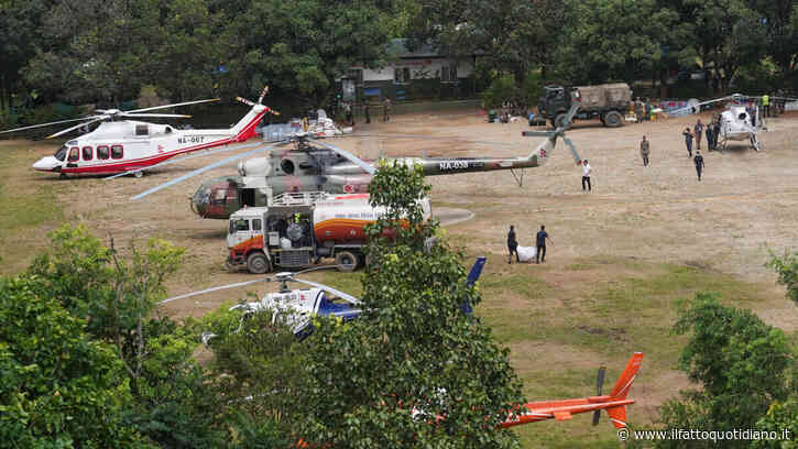 Nepal, quasi mille lavoratori intrappolati nei tunnel idroelettrici. Dispersi salgono a 4.247, oltre 900 i morti. Allerta nuove inondazioni