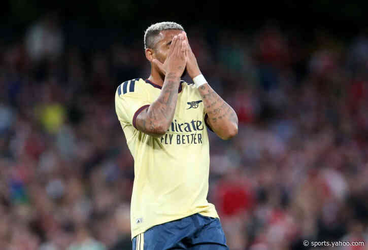 Arsenal forward to undergo Barcelona medical as deal details emerge