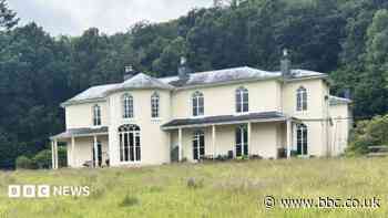 We all share a 15-acre Georgian mansion for the price of a two-bed house