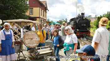 Dampfende Loks und dampfende Waschkessel: Das ist beim Bahnhofsfest in Ochsenhausen geboten
