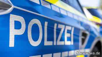 Mann bedroht Jugendliche mit Glasflasche – Polizei nimmt ihn in Gewahrsam