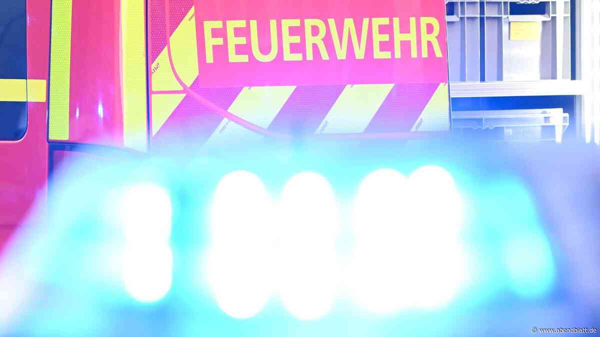 Brennendes Gas tritt aus einer Hausleitung in Kirchwerder aus